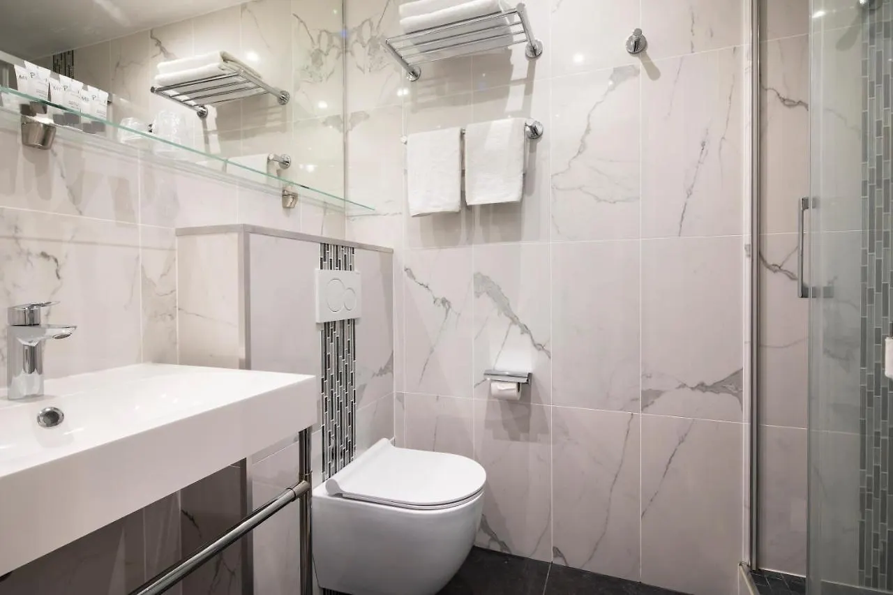 De Geneve Hotell Paris